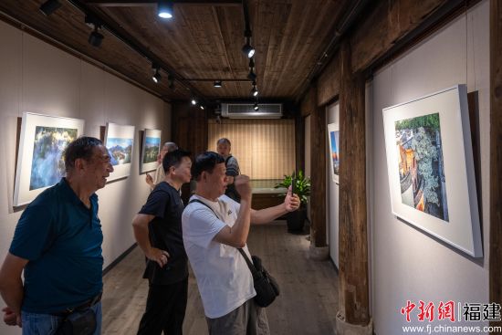 “有福之州”——2026年福州文旅摄影大赛优秀作品展30日在福州市美术馆开幕。林双伟 摄 “有福之州”——2026年福州文旅摄影大赛优秀作品展30日在福州市美术馆开幕。林双伟 摄