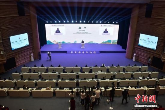 10月17日,朱子学与多元文明对话大会暨第五届考亭论坛在福建省南平市开幕。 中新社记者 张丽君 摄 10月17日,朱子学与多元文明对话大会暨第五届考亭论坛在福建省南平市开幕。 中新社记者 张丽君 摄