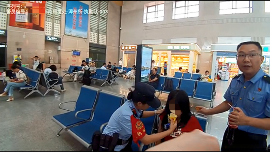 民警执法记录仪视角 民警执法记录仪视角