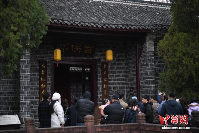 ��������̨140���� ̨�໰��������