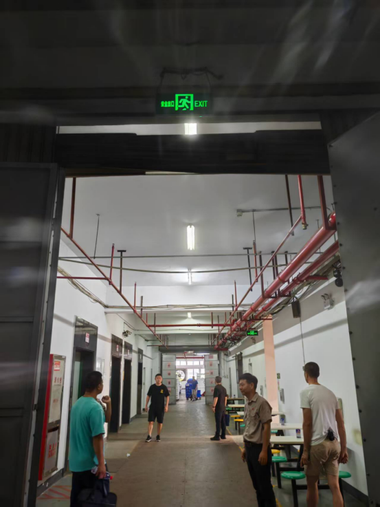 ����Ѳ���������ŷ��֣�һ�Ƽ���˾�ֳ���ȫ��������λ��������లȫ����