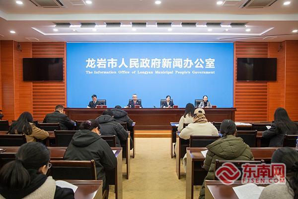 ���ң�Ϊδ�����˽����ɳ����𡰷������족