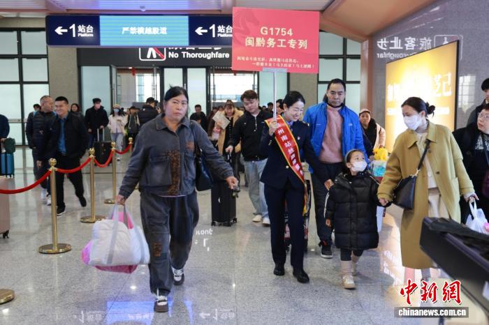 ����Ȫ�ݿ�����ѷ������ר�� ��400�����ݼ�����Ա˳������