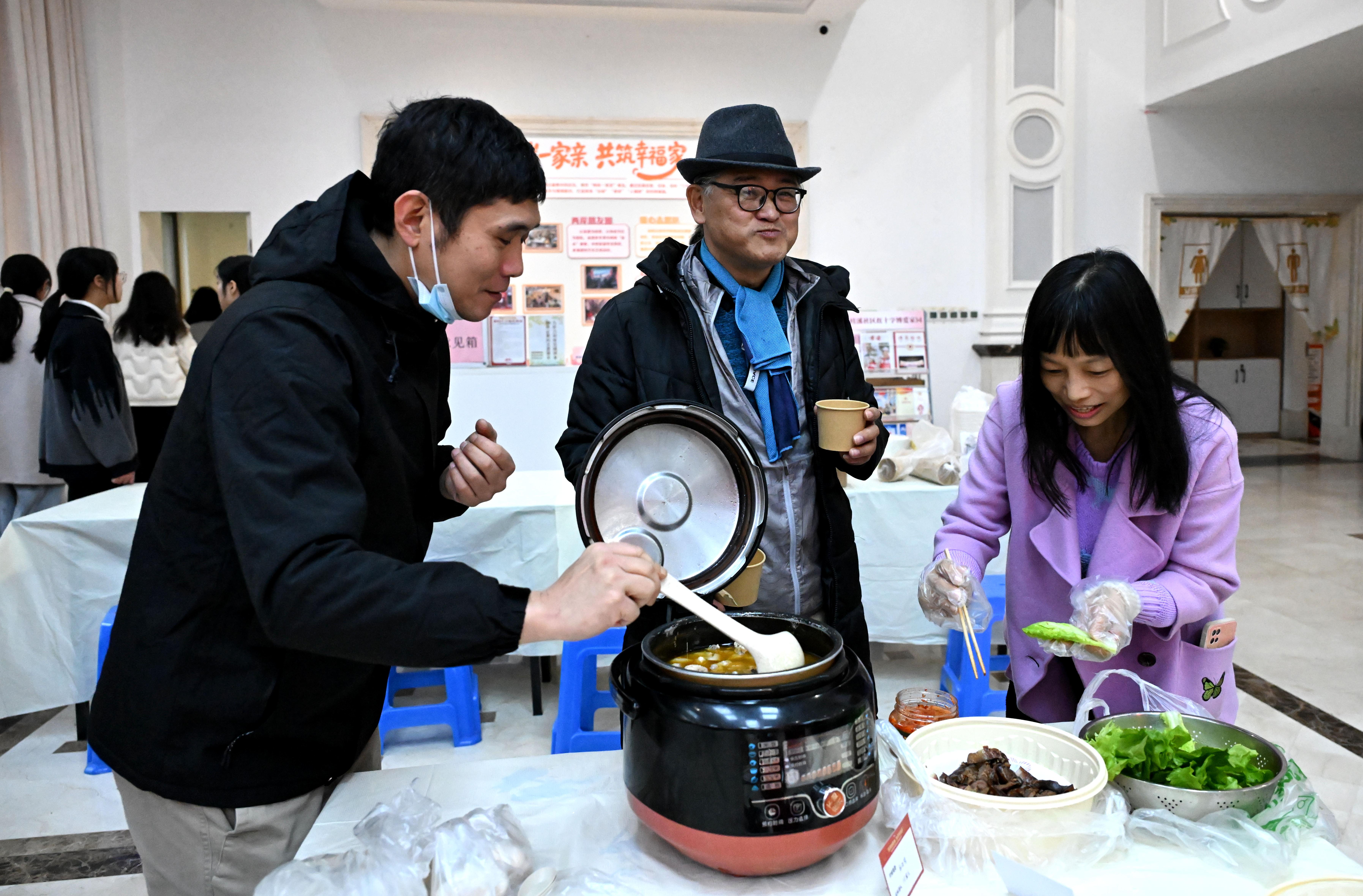 ���ݣ�̨����Ԣ�ﹲ�������硱ӭ����