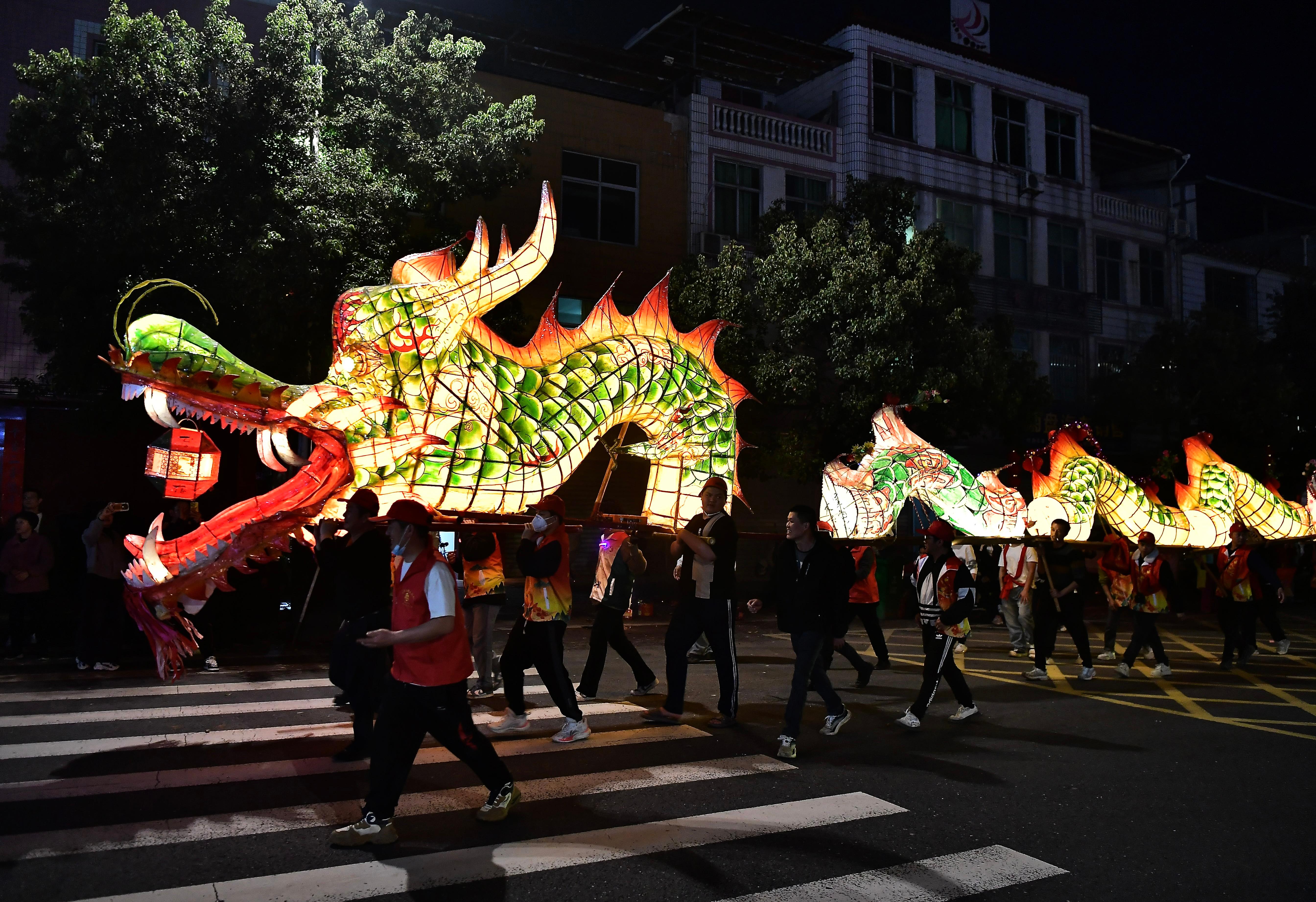 �������ǣ��ͼҴ���������ϲӭԪ���ѽ�