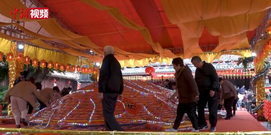 ��������Ԫ���ѽڹ�����ꡱ 20��ͬ��������