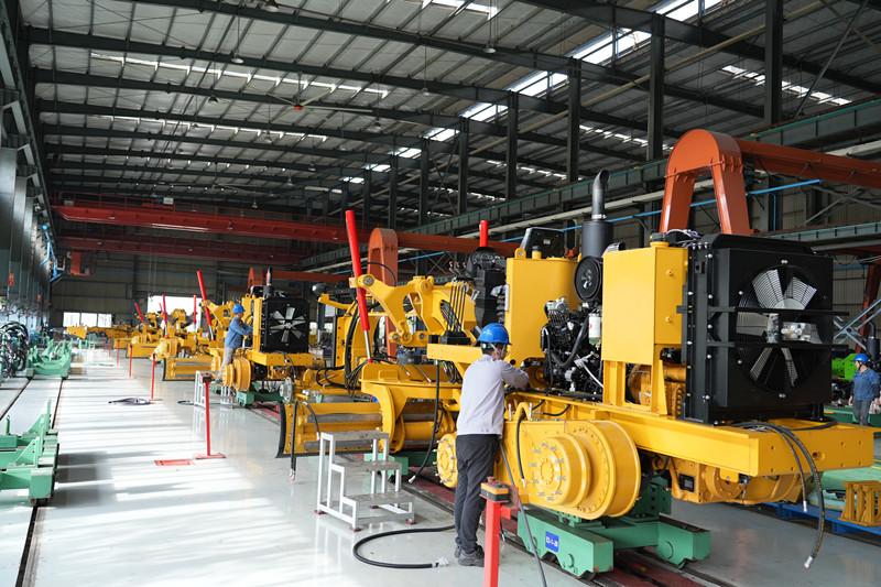 �𲽼���̣� ����ɳ������Ŀ����ҵ������ȫ������