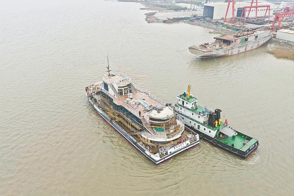 ��ɫ����ʾ���δ����ؽ����������ˮ