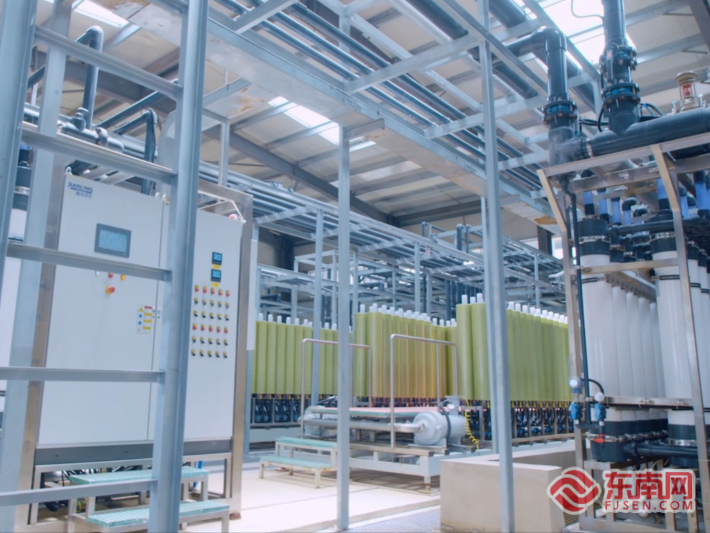 ���������ױ�Ĥ�ƾ� �ù�������װ����������ˮ��