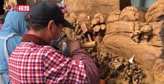 大型木雕作品《二万五千里长征》如何创作？