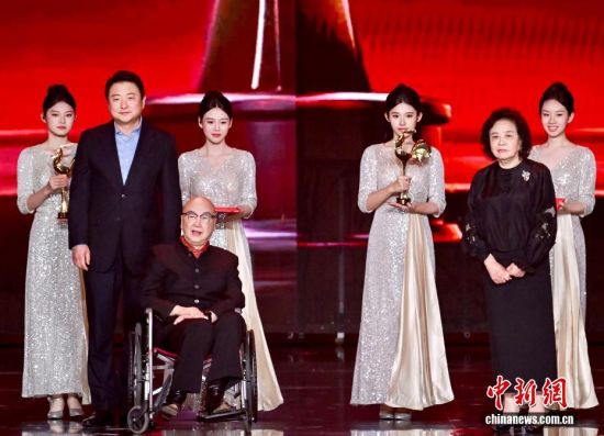 ͼΪ()Ф(Ҷ)йɾͽ(Ӱ)  