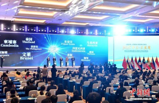 ͼΪĻʽϾй˺Ʒ羳ҵͨʽýΪȫ׼Һ⽻ԡϽסҽ㡢ԴģʽóȣΪ˫󾭼úע¶ܡ ű 