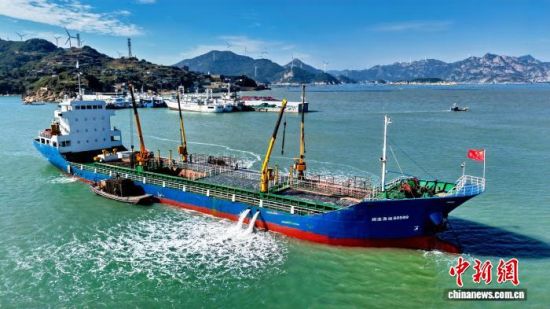 20գһҳԼ92׵Ĵͻˮ䴬ʻ̦Ǌۣ3㣬ǧﺽ̺ع纣򡣡䷨ 