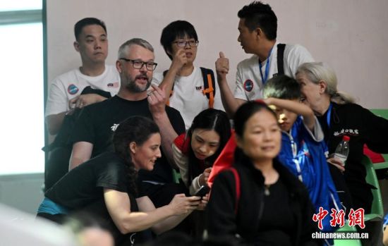 ͼΪ1123գڹϯμӱĶѱġ  