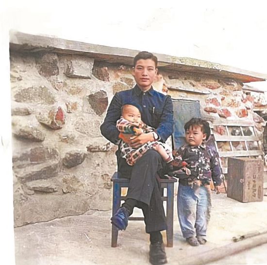 �ߵ������ң���ʱ�븸�׵ĺ�Ӱ ���ܷ��߹�ͼ��