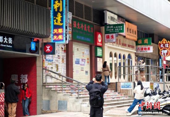 12��26�գ������ڸ����й�¥���帣���һ���۷粼�������ա���������������� ���� ��