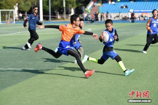 12��27�գ�Сѧ����������ڱ����С���������� �ű� ��