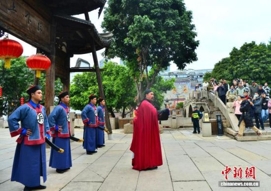 ͼΪ������������������������� �ű� ��