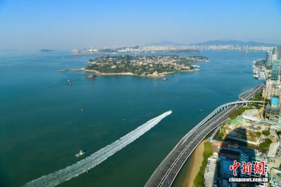 ͼΪ����ѡ��������������α��ܣ�Զ��������������������졣��������� ������ ��