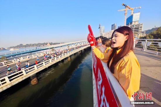 ͼΪ������������Ϊѡ�ּ������������������ ������ ��