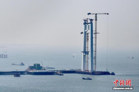 2��3�գ��ý����(���Ŷ�)�����Ȳ��ƽ���(���˻���Ƭ)��������� ������ ��