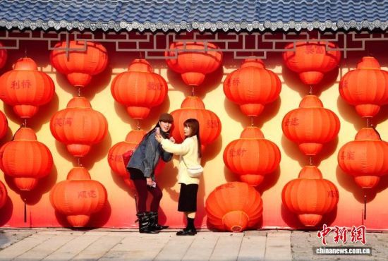 2��10�գ��ο��ڸ�����������ʷ�Ļ��������������������� �ű� ��