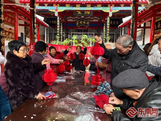 չʾ�ɹ������������� ���� ��