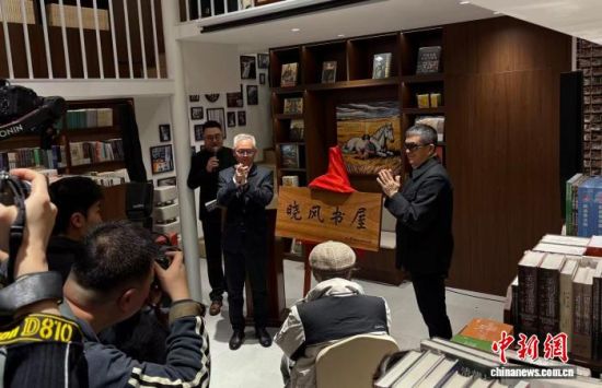 2��11�գ���������������Ļ��ʽ�ڸ��ݾ��С����� ��