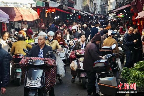 ͼΪ�м��˳�ӿ������������� ������ ��