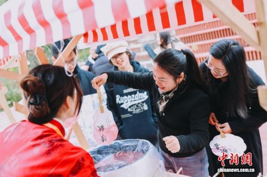 ͼΪ�ο������������������ŷ� ��