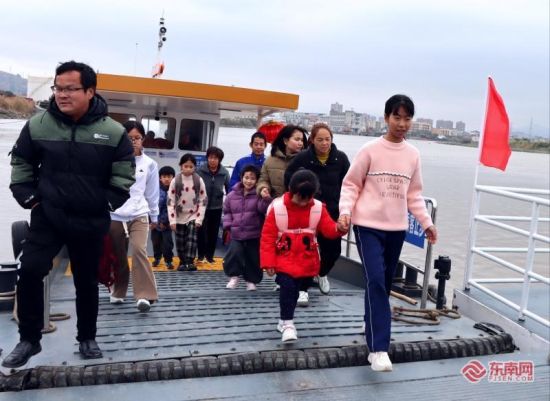 ��ѧ�ڿ�ѧ��������Ψһ��ѧ���ɿڡ�������ɿڣ�Ҳ���ӷ�æ������