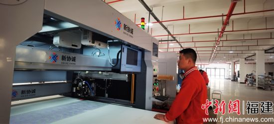 �й���������Ь���������ء�֣־�� ��