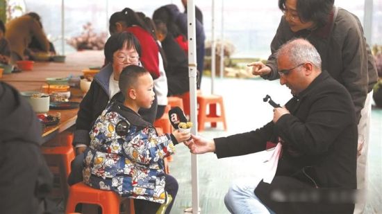 ��ý������������Դ����С����԰�ն�����زɷ�