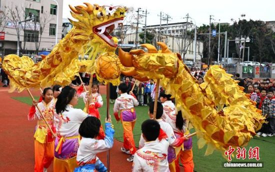 ͼΪѧУ������Ϊʦ�����ݡ���������� �ű� ��