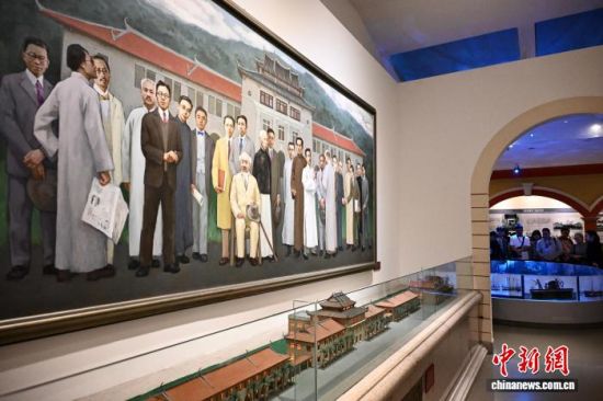 3��24�գ��ι����ڳ¼θ�������ڲιۡ���������� �ű� ��