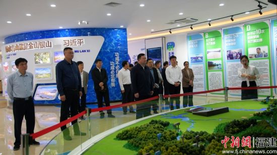 ����������ί����ѧϰ������������ľ��Ϫ����չʾ���Ŀ�չ�ֳ���ѧ��֣־�� ��