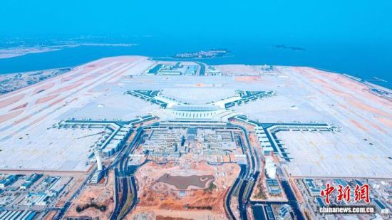 �����ڽ����ͨ���������谲���ʻ�������վ¥������(�����йٷ���ͼ)