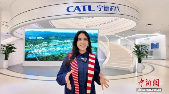 �а����������˰�˼��η�����ʱ������¼�ƽ�����Ƶ��Ҷ���� ��