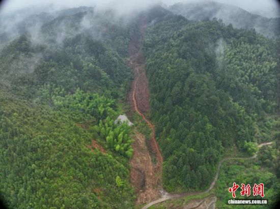 ͼΪ����λ�ڸ���ʡ������̩���ص�300��Ķ�Ͳ�����ִ��������������繫˾ ��ͼ