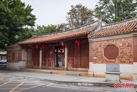 �������Ű�����꣬ʯ����Ժ�������������ġ��¾�&nbsp;��