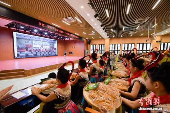 Ϊ���조�����������崫ͳ���գ���Դ��2026�ꡰ�����л����干ͬ����ʶ�����¡��ߡ�������Դ ɽ�����顱�������������Դ��������ɽ��ʯ���顱���ȶ�Ա�����Ļ������16���ڸ�����������Сѧ���С���Դ������������Э�����Ĺ�ͼ