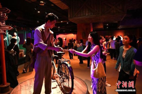 4��18�գ��ο��ڸ������ݹų�����糡�ۿ������ײ���ά��¥�����ʽ���ա��ٻ����ϡ������������ ���� ��