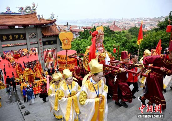 ͼΪ���Ժ�����ķ�������ء���ҡ������������ ���� ��