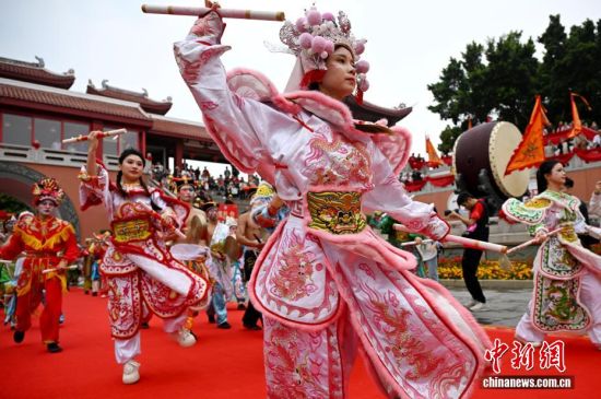 ͼΪ��ֳ���Ӣ����������ˡ���������� ���� ��