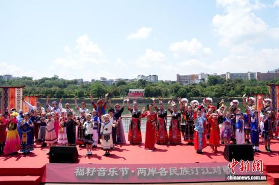 4��19�����磬�������ֽڡ�����������͡���Ը��ڸ���ʡ�������Ϻ�͡���������鿪�����Ϻ�����ý�����Ĺ�ͼ