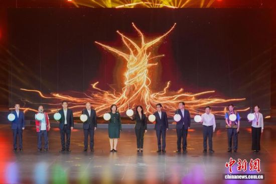 4��18�գ��л�һ���ס�2026��Ͽ���������延�ȡ����������߸���ͬ�İ��л�������ʡ��ʮ���조������������Ļ������������Ϻ����������Ϻ�����ý�����Ĺ�ͼ