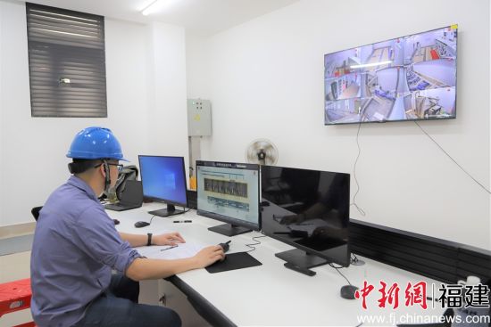 ���ݿ�����ȡˮ��վǨ�Ĺ��̵����豸���ֽ���