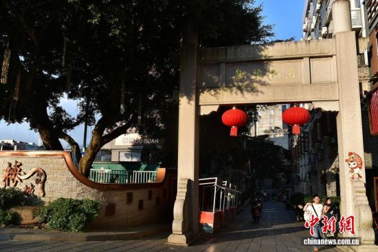 10��11�գ��ο��ڸ���ͷ�ֲι����档����������� �ű� ��