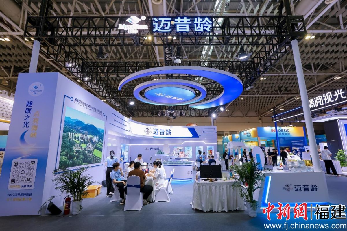 ����ͼΪ����������ڶ��캣Ͽ���ϲ�ҵ�����ᡣ��־ǿ ��
