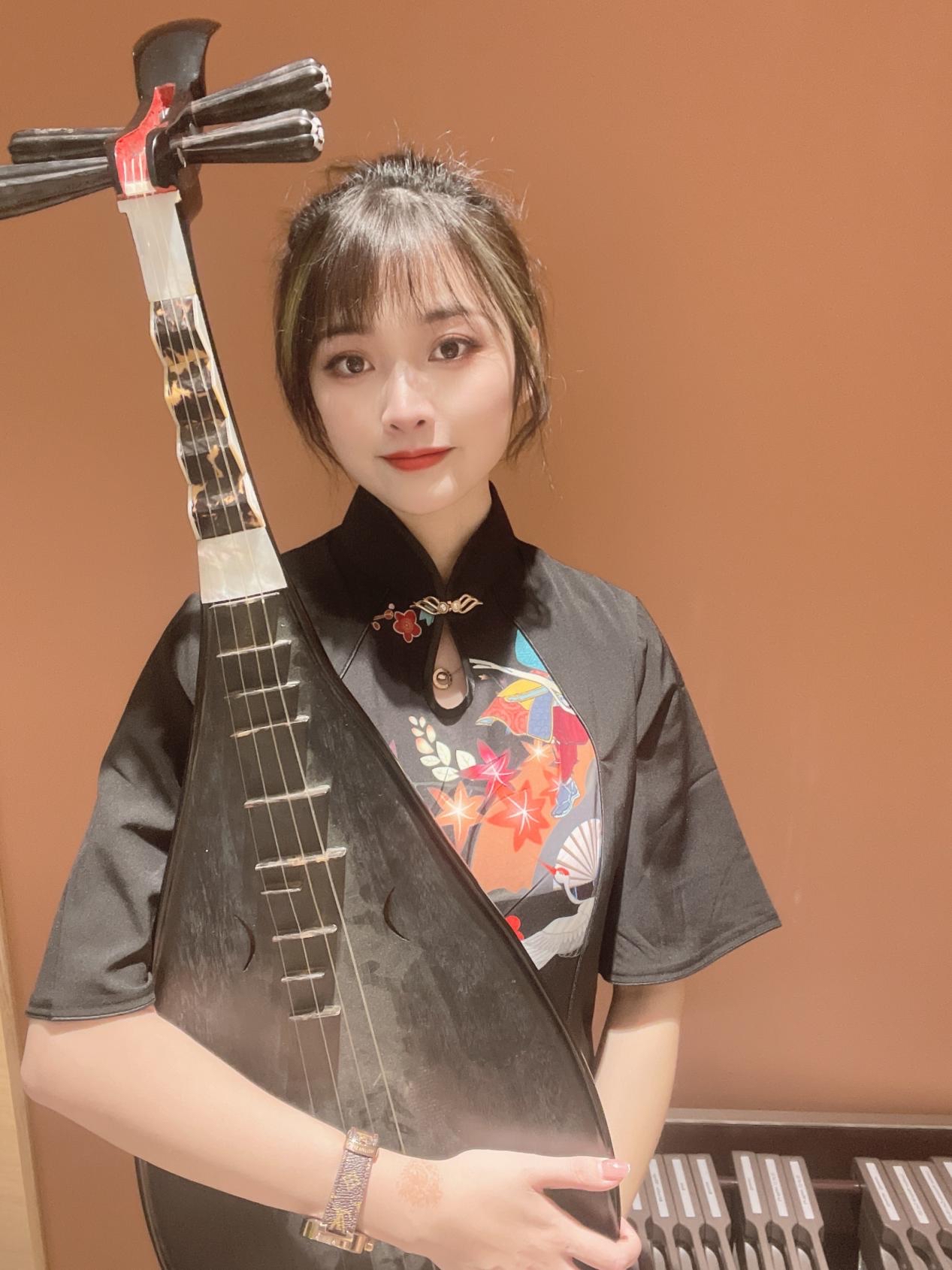 泉州90后女孩直播唱南音